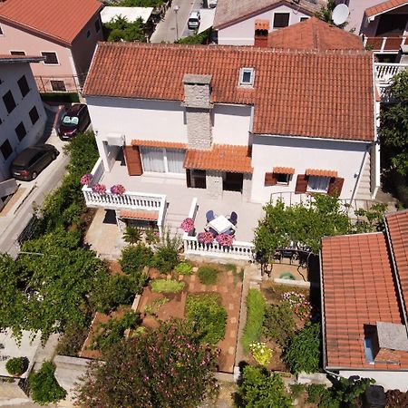 Apartment Luce Mali Lošinj Exteriör bild