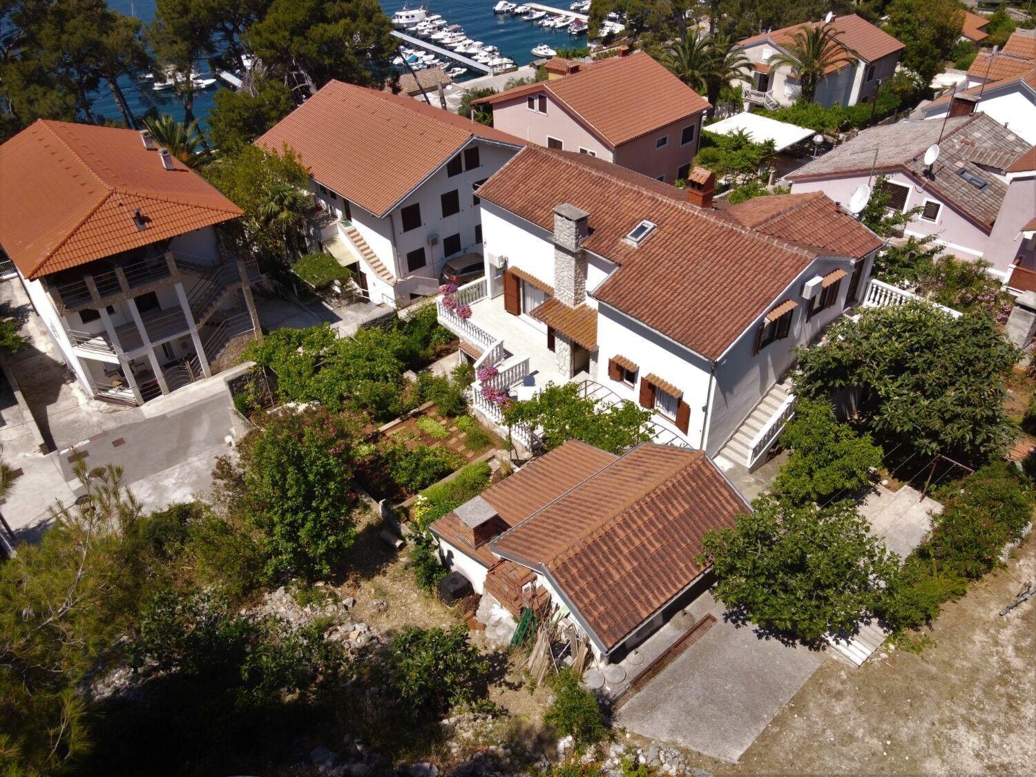 Apartment Luce Mali Lošinj Exteriör bild